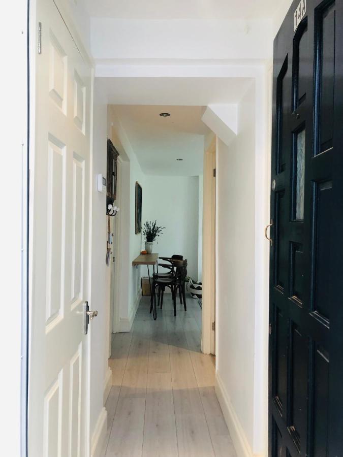 Lavender Den Apartment Лондон Екстериор снимка